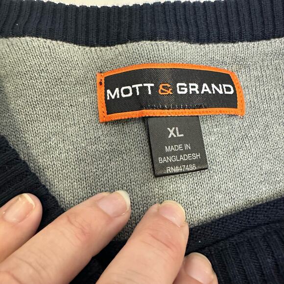 Mott & Grand XL Navy Sweater with Tan Elbow Patches | Men’s Knit Pullover - Picture 7 of 7